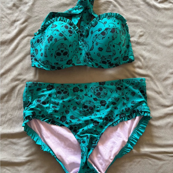 Midnight Hour Hot Topic Sugar Skull Rose Bikini Set Whimsigoth - Picture 2 of 6